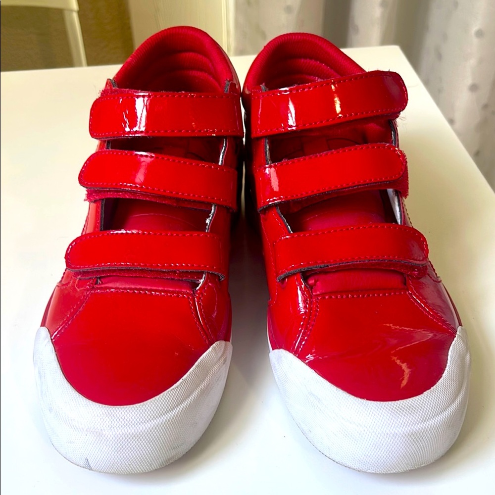D&G red patent leather skateboarding sneakers